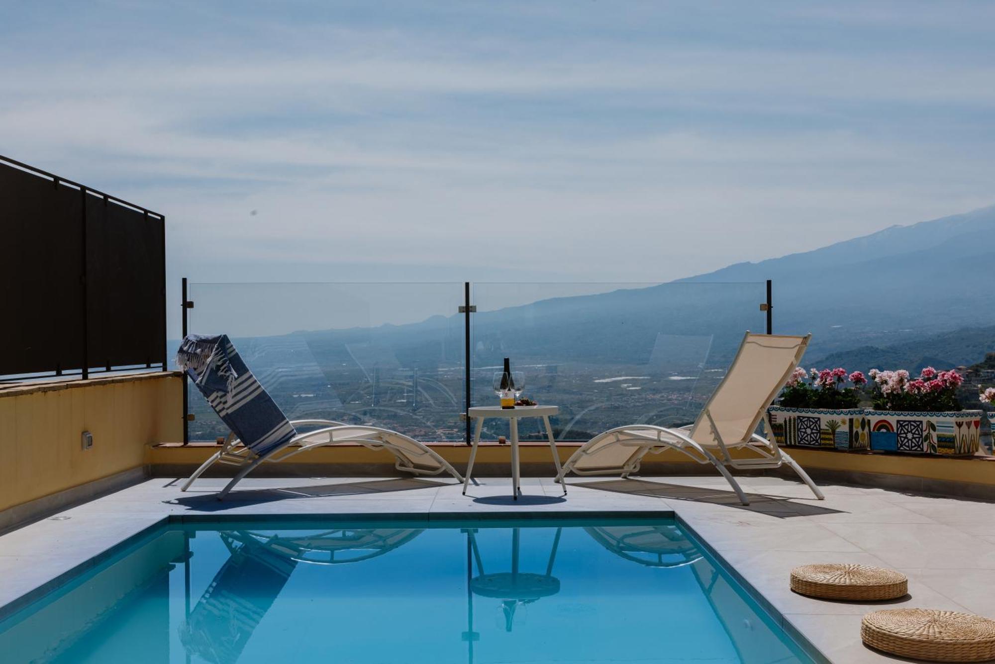Villa Da Vinci Luxury Panoramic Apartments - Taormina Rooms Collection Bagian luar foto