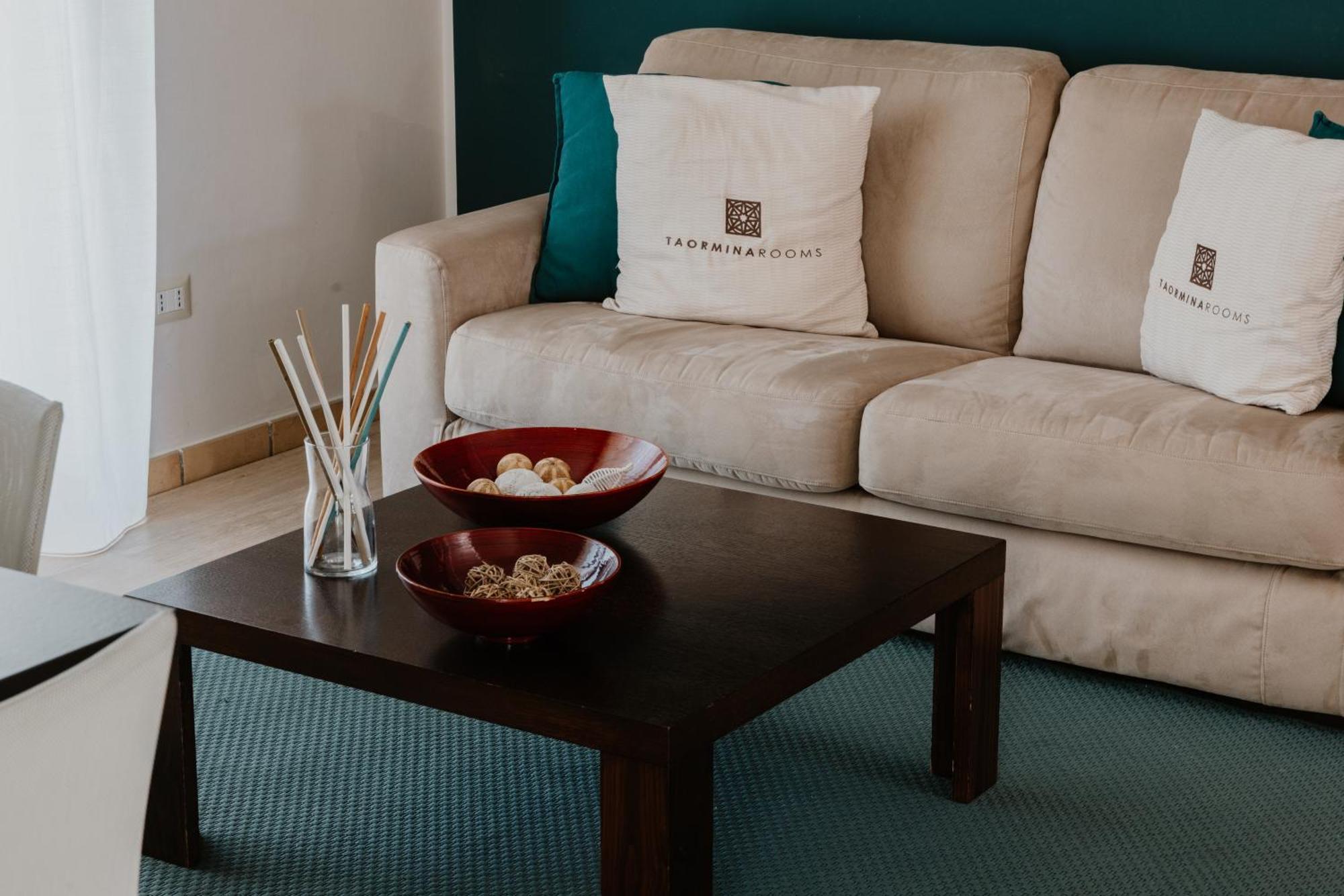Villa Da Vinci Luxury Panoramic Apartments - Taormina Rooms Collection Bagian luar foto