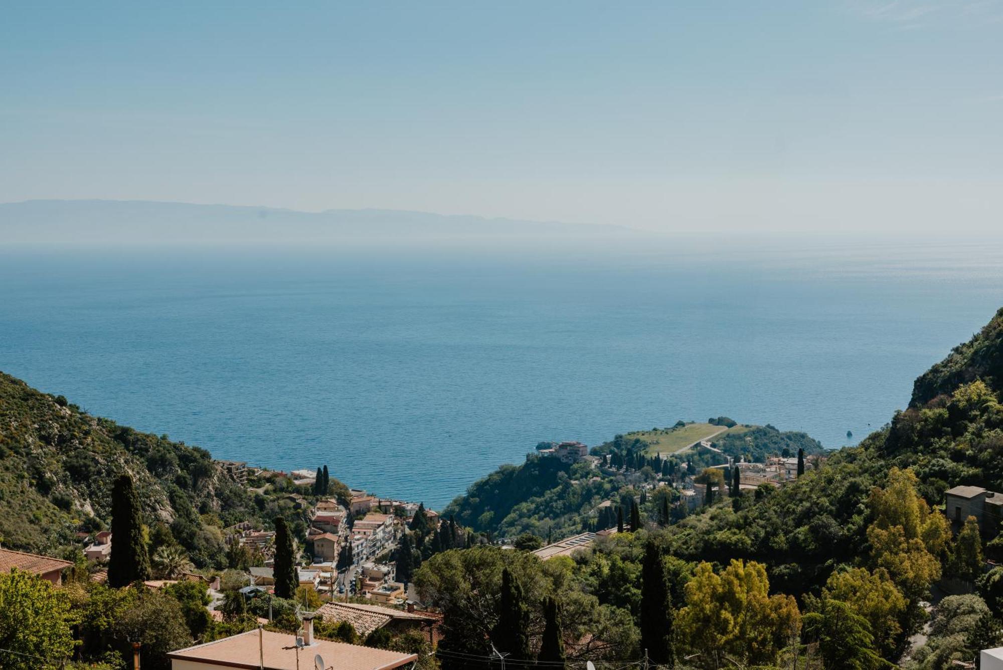 Villa Da Vinci Luxury Panoramic Apartments - Taormina Rooms Collection Bagian luar foto